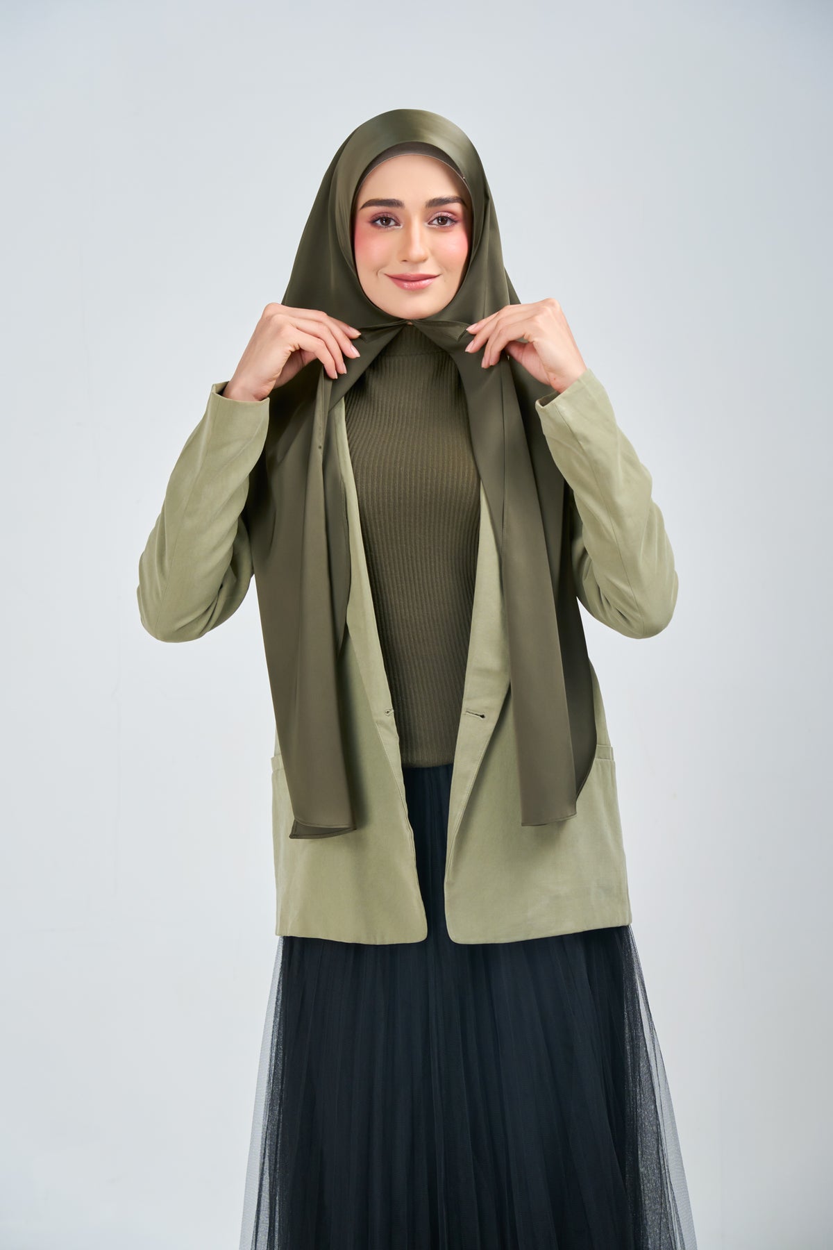 HoodX Luxe in Terra Olive