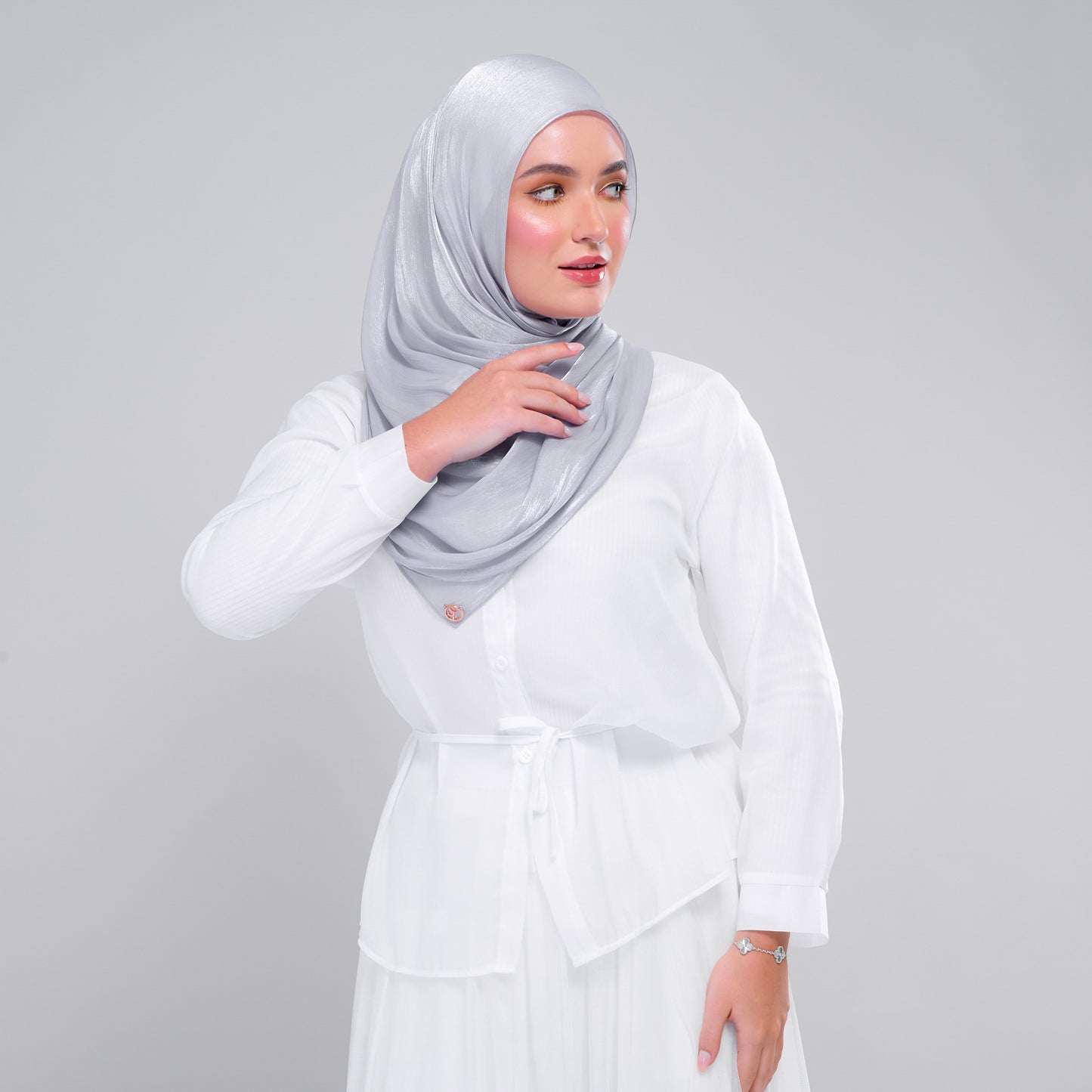 Dolce Raia in Grey Yg Purple