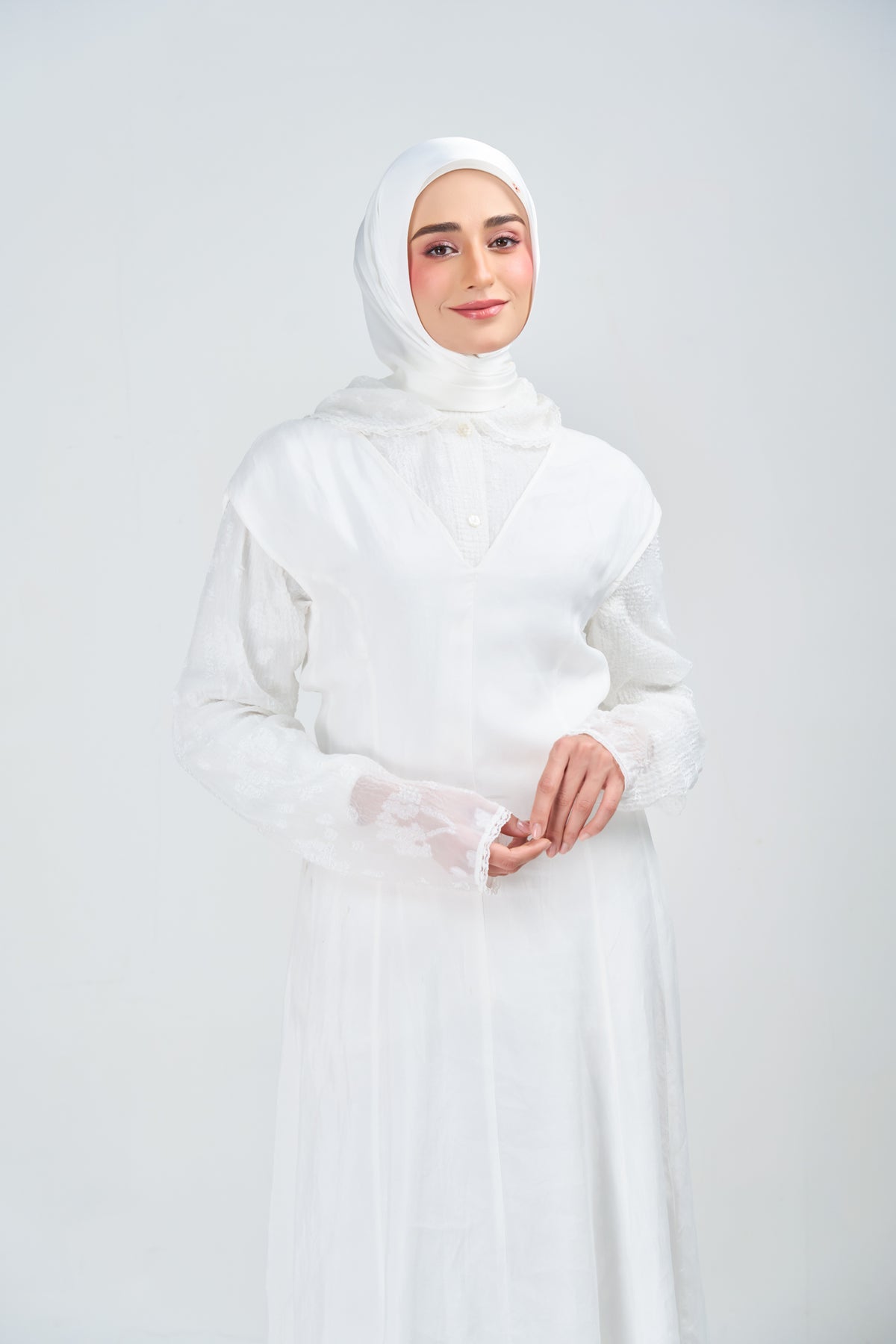 HoodX Luxe in Timeless White
