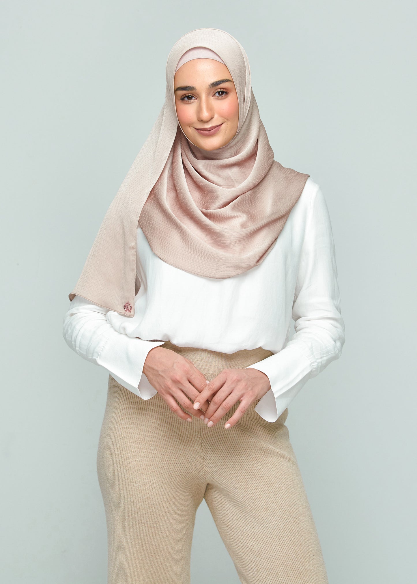 Lily Set in Rich Beige