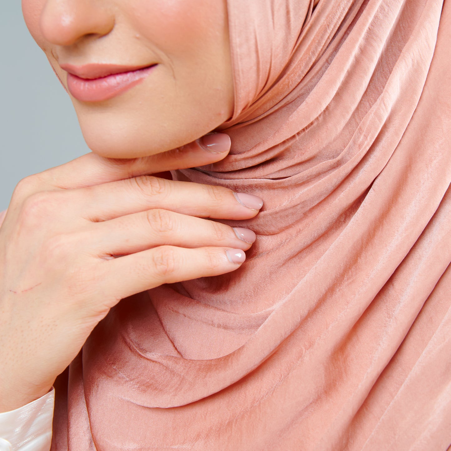 Eden Magnet Series in Tan