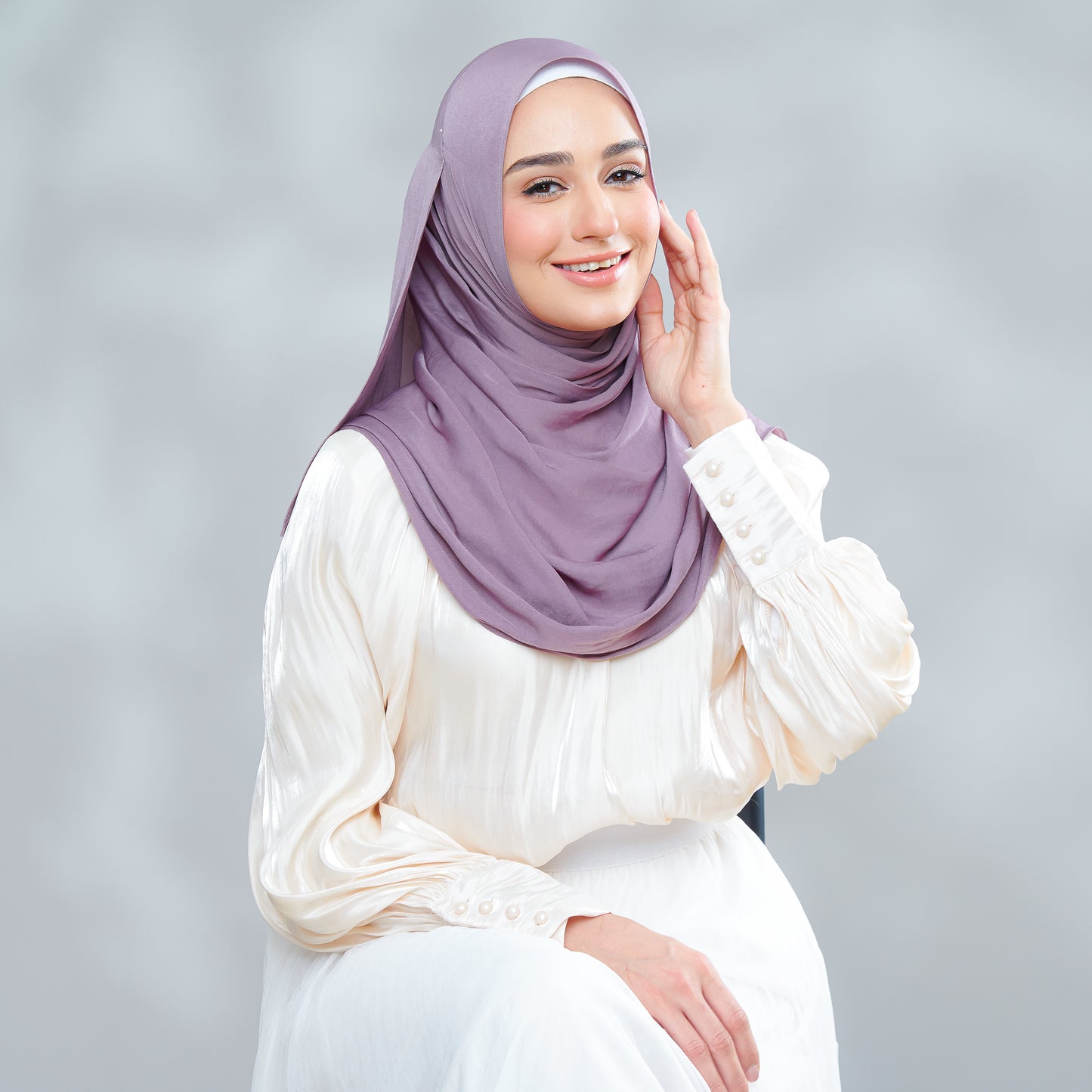 Eden Magnet Series in Deep Lavender