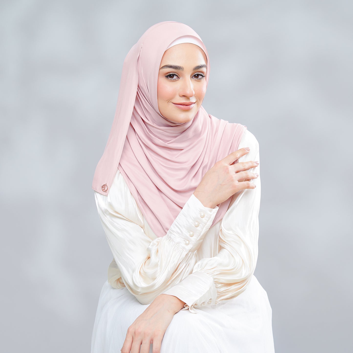 Eden Magnet Series in Blush Pink