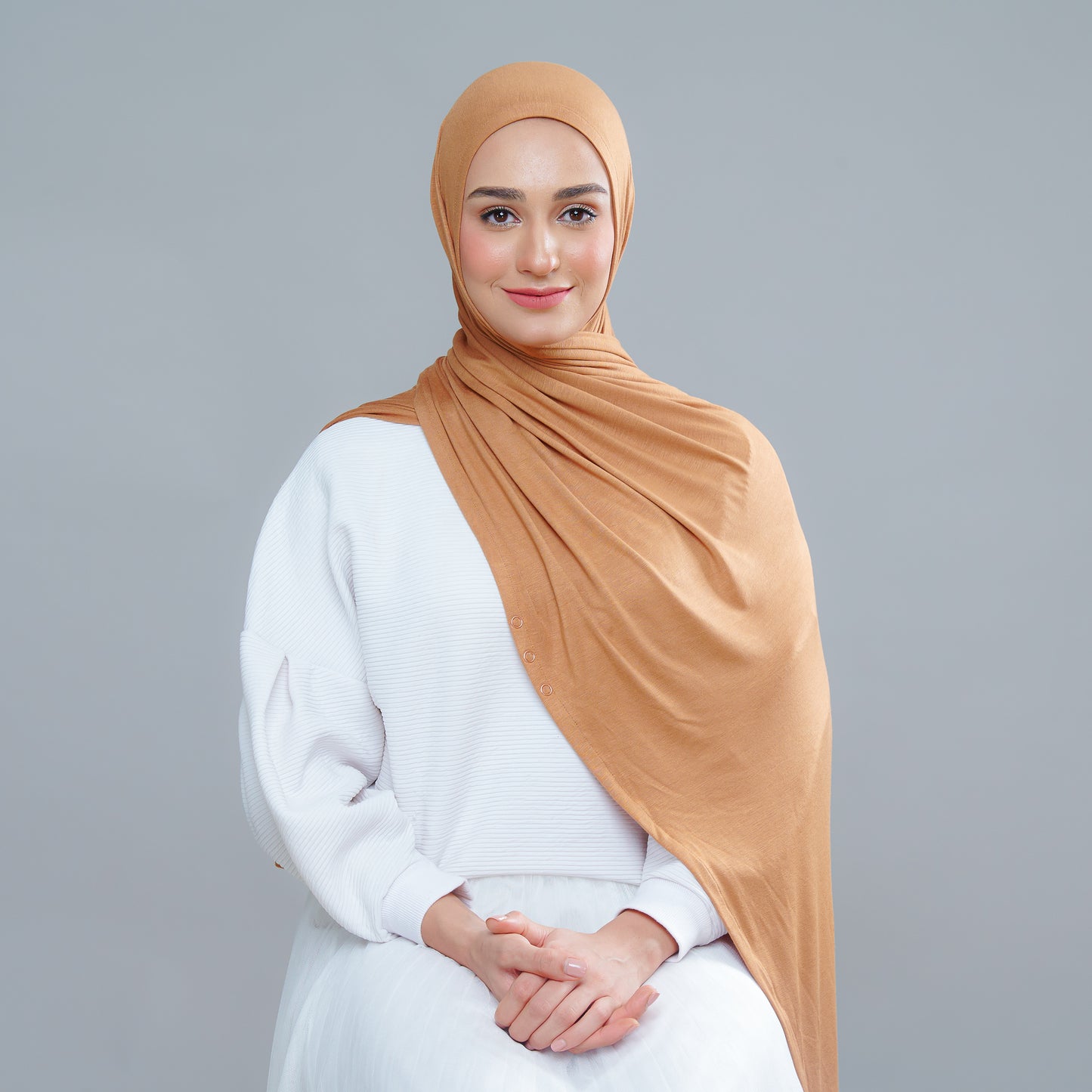 Calla Button Series in Caramel