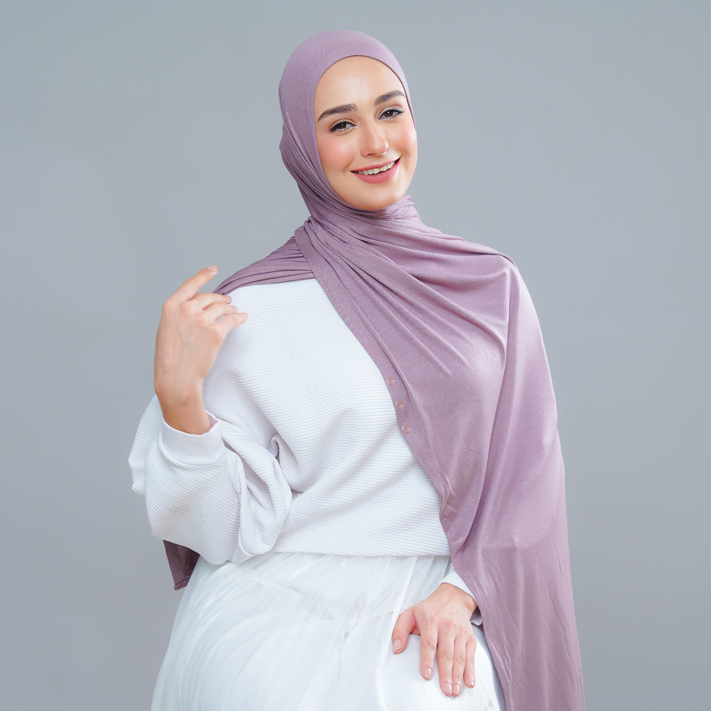 Calla Button Series in Nude Berry