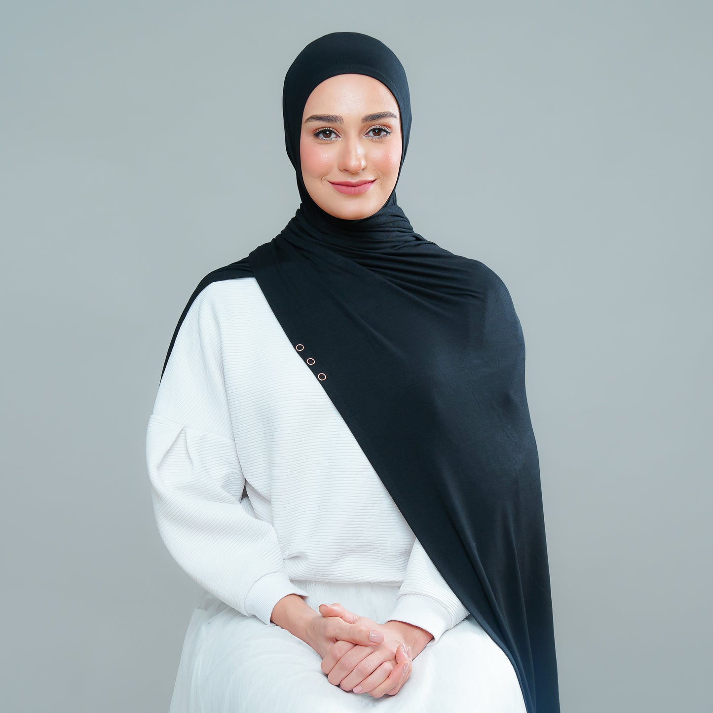 Calla Shawl in Black