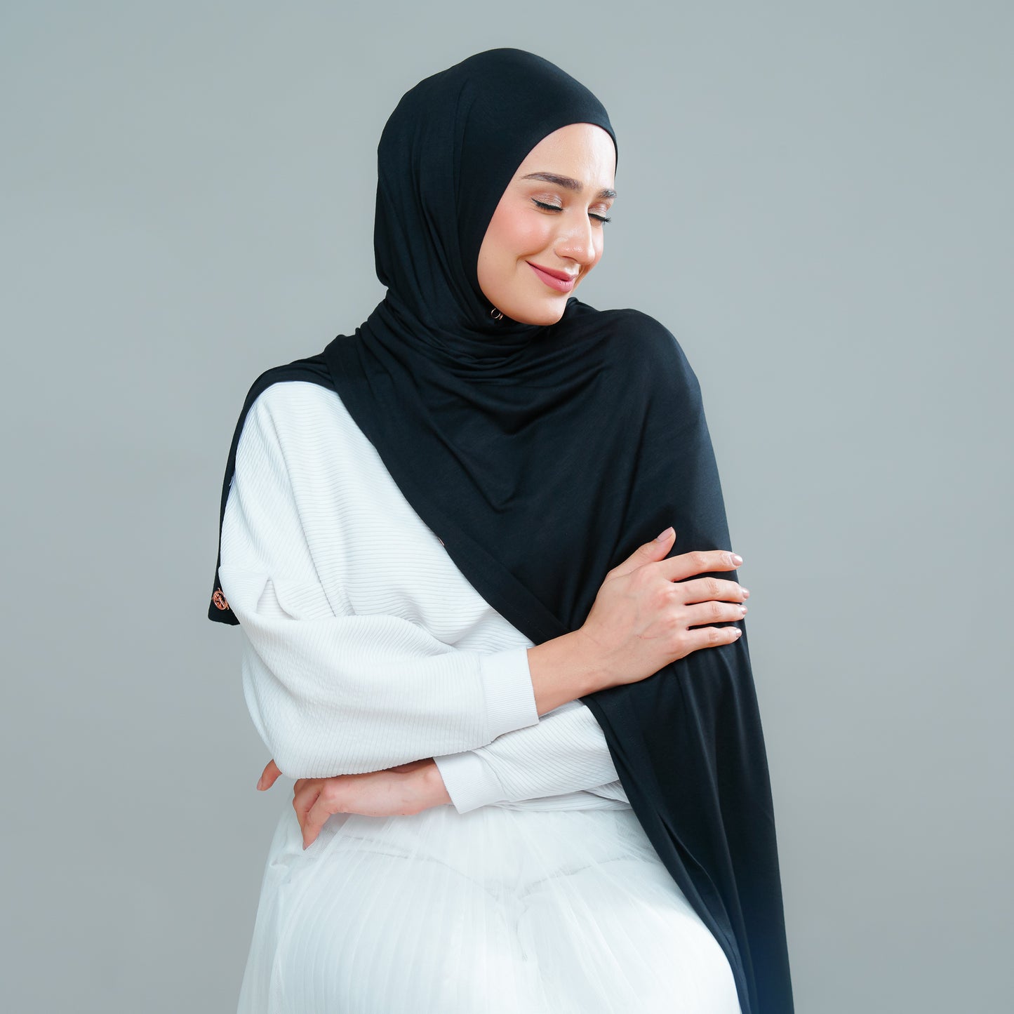 Calla Shawl in Black