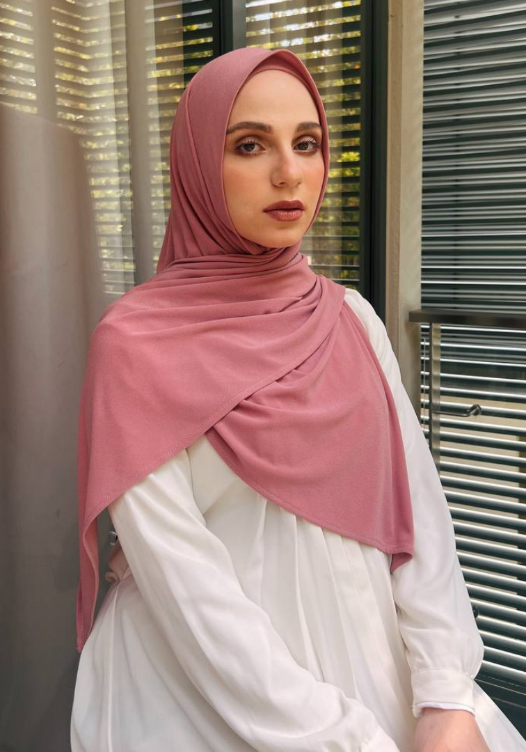 Dalia Set in Dusty Coral