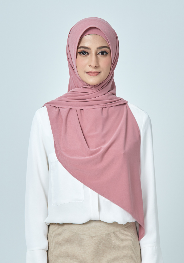 Dalia Set in Dusty Coral