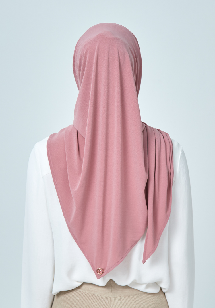 Dalia Set in Dusty Coral