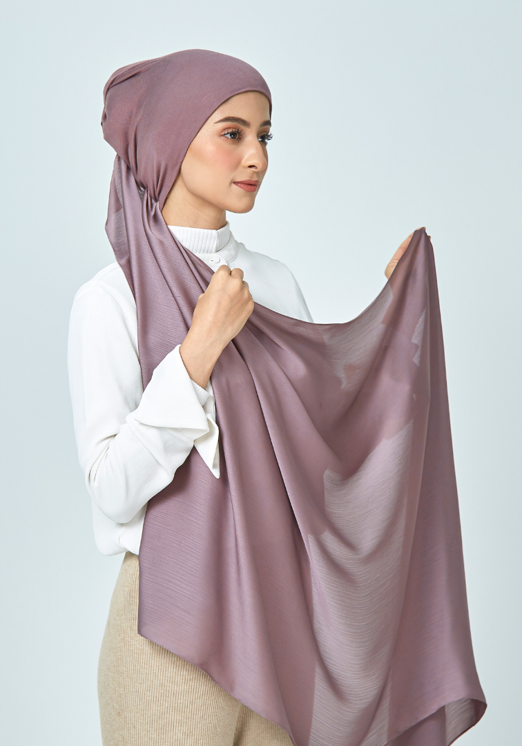 Semi-Instant Satin Hope in Majestic Mauve
