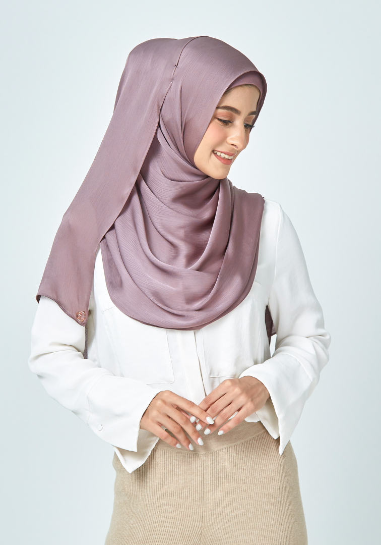 Semi-Instant Satin Hope in Majestic Mauve