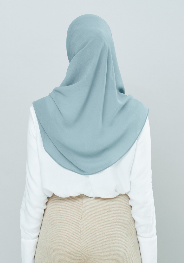 Semi-Instant Dolly in Turkish Blue