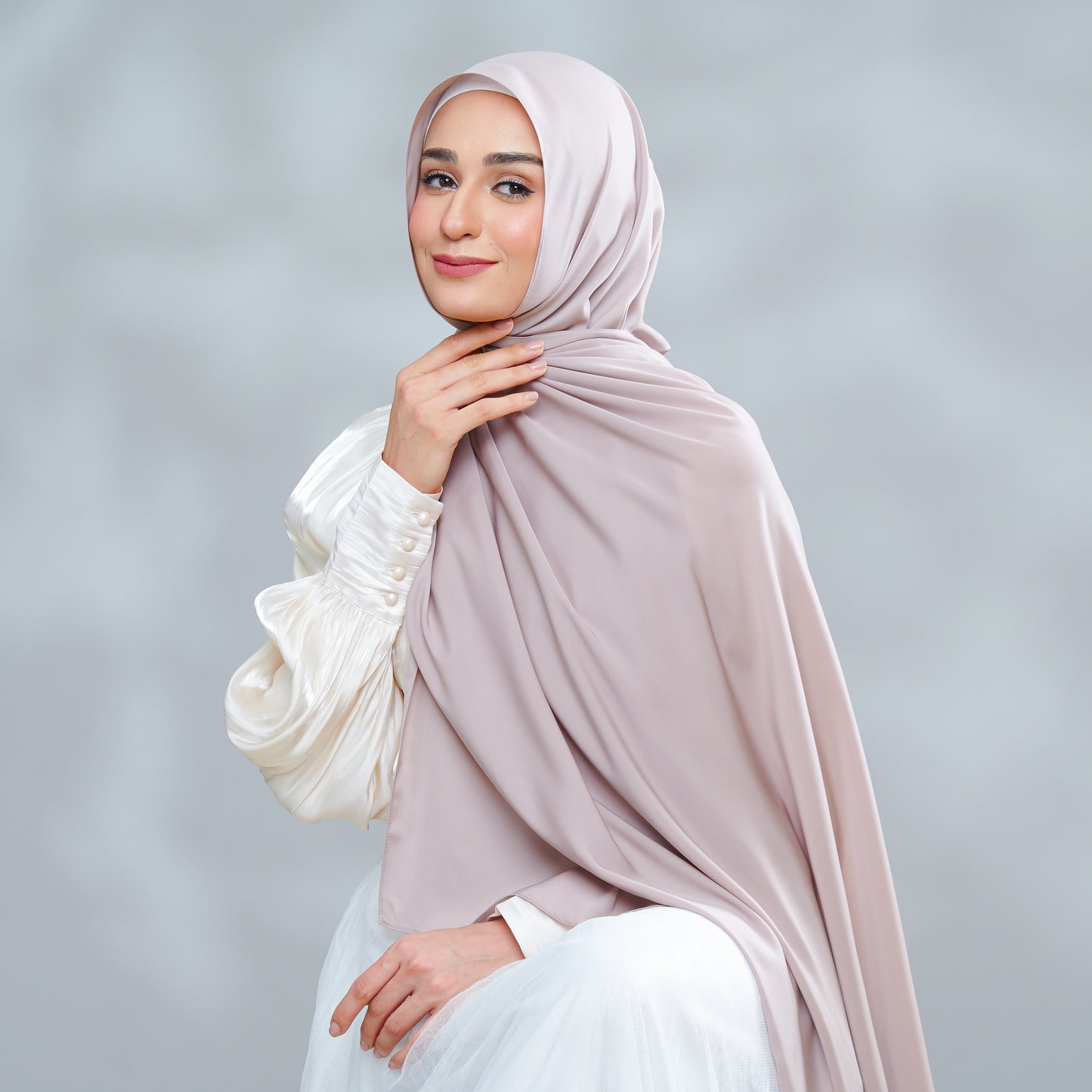 Adelia Magnet Series in Medium Teak