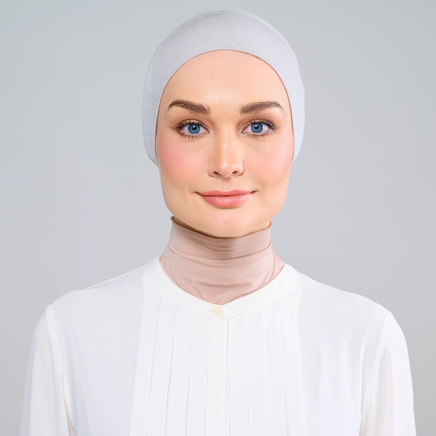 Cleo Tie-Inner in Silver Grey