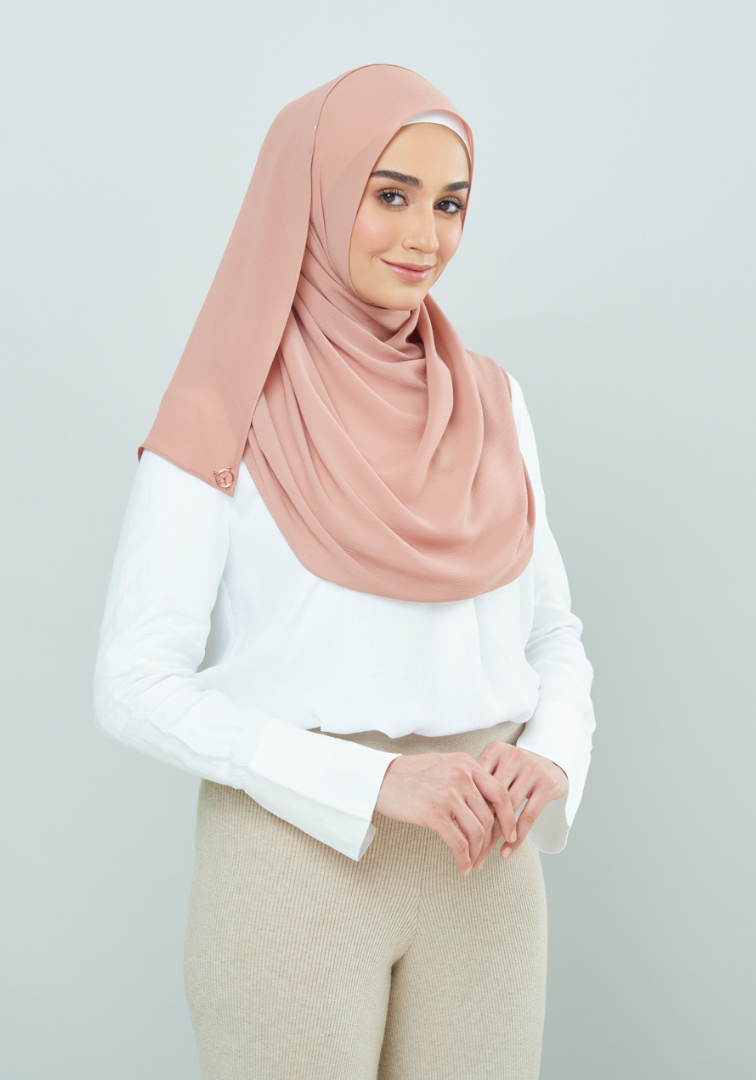 Semi-Instant Dolly in Warm Sahara