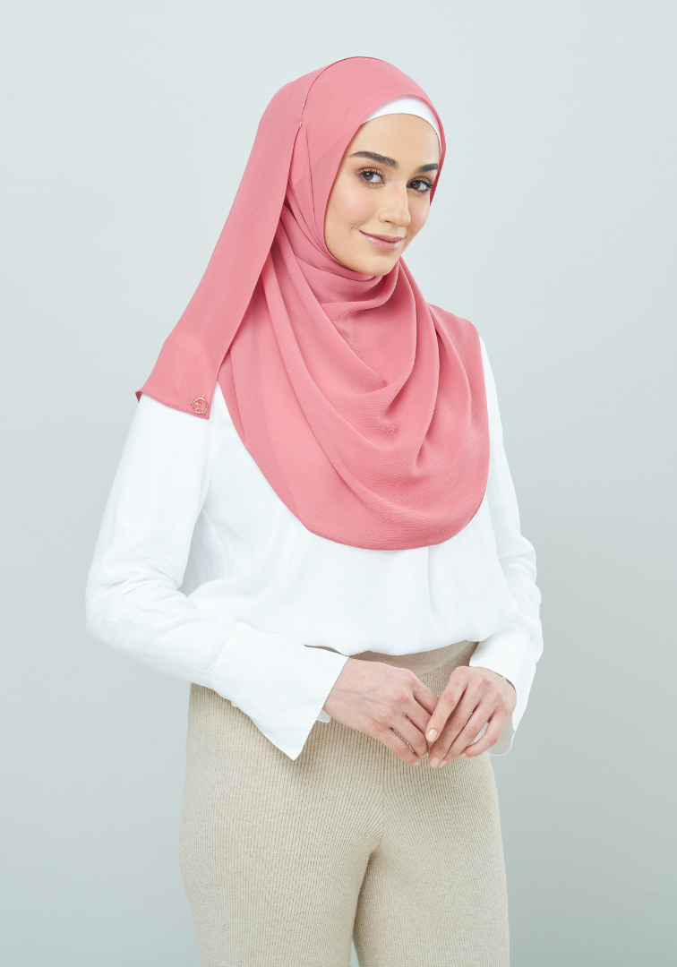 Semi-Instant Dolly in Blush Coral