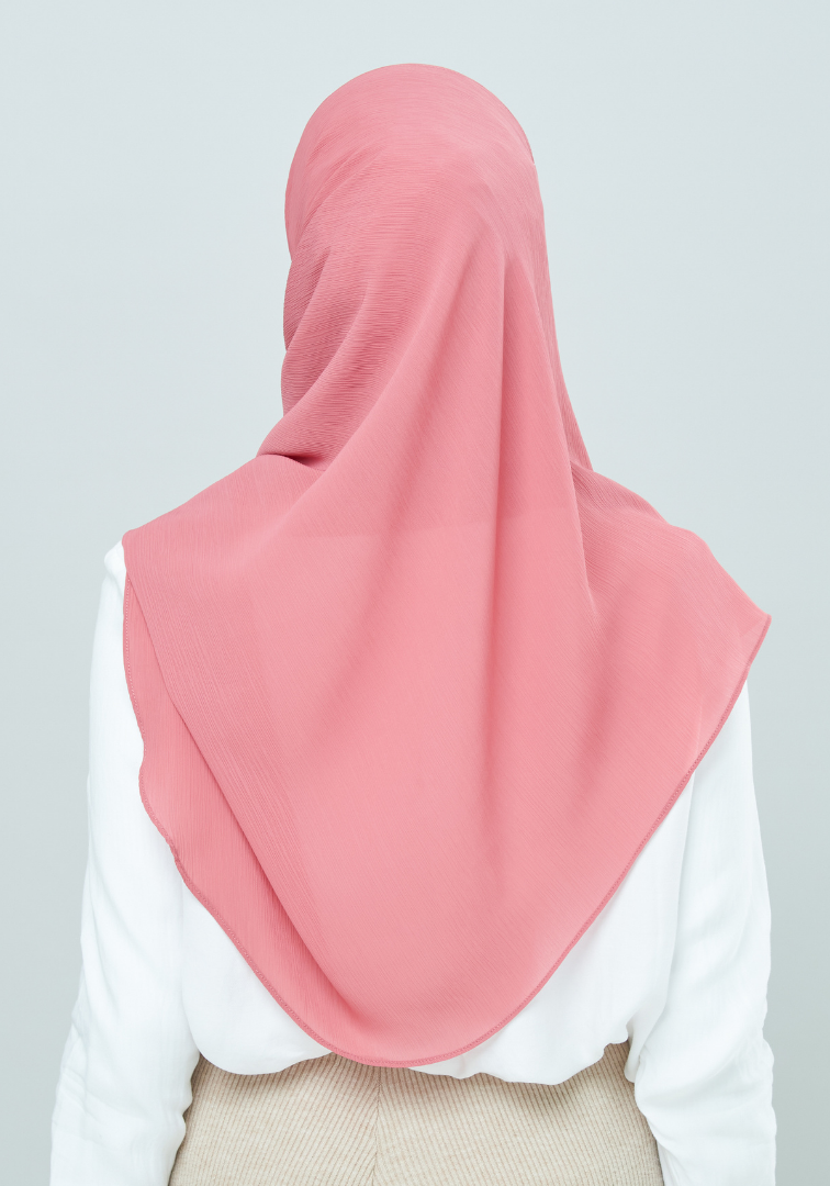 Semi-Instant Dolly in Blush Coral
