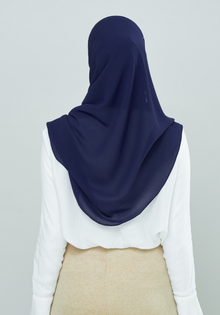 Semi-Instant Dolly in Navy Blue