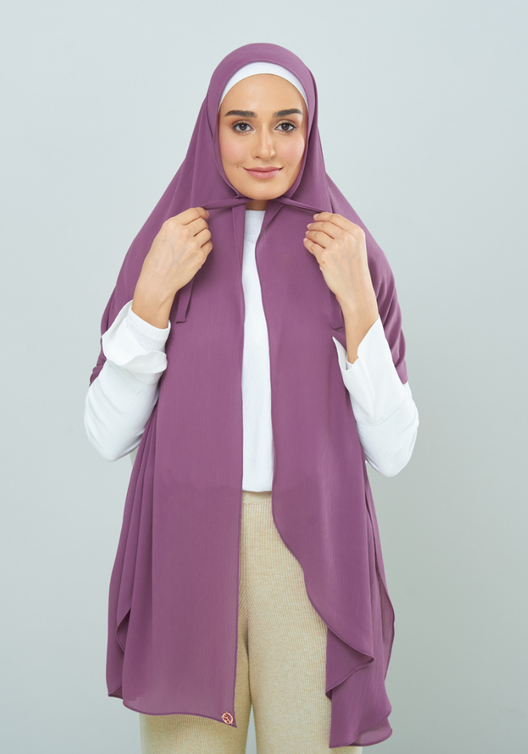 Semi-Instant Dolly in Wineberry