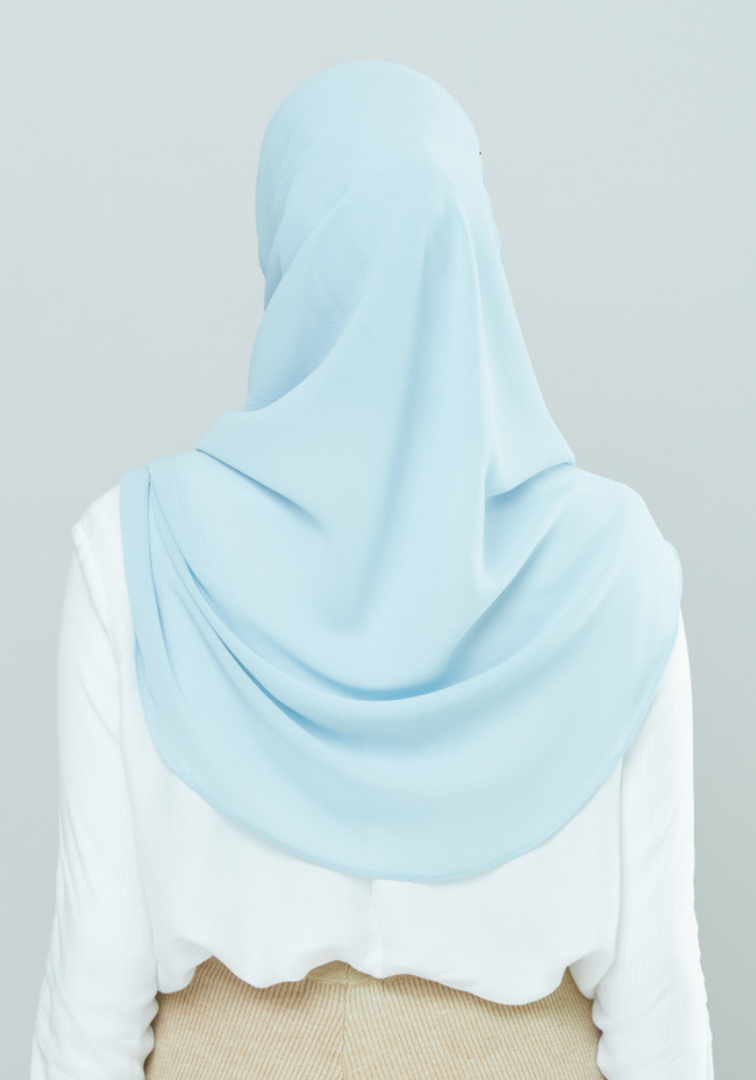 Semi-Instant Dolly in Sky Blue