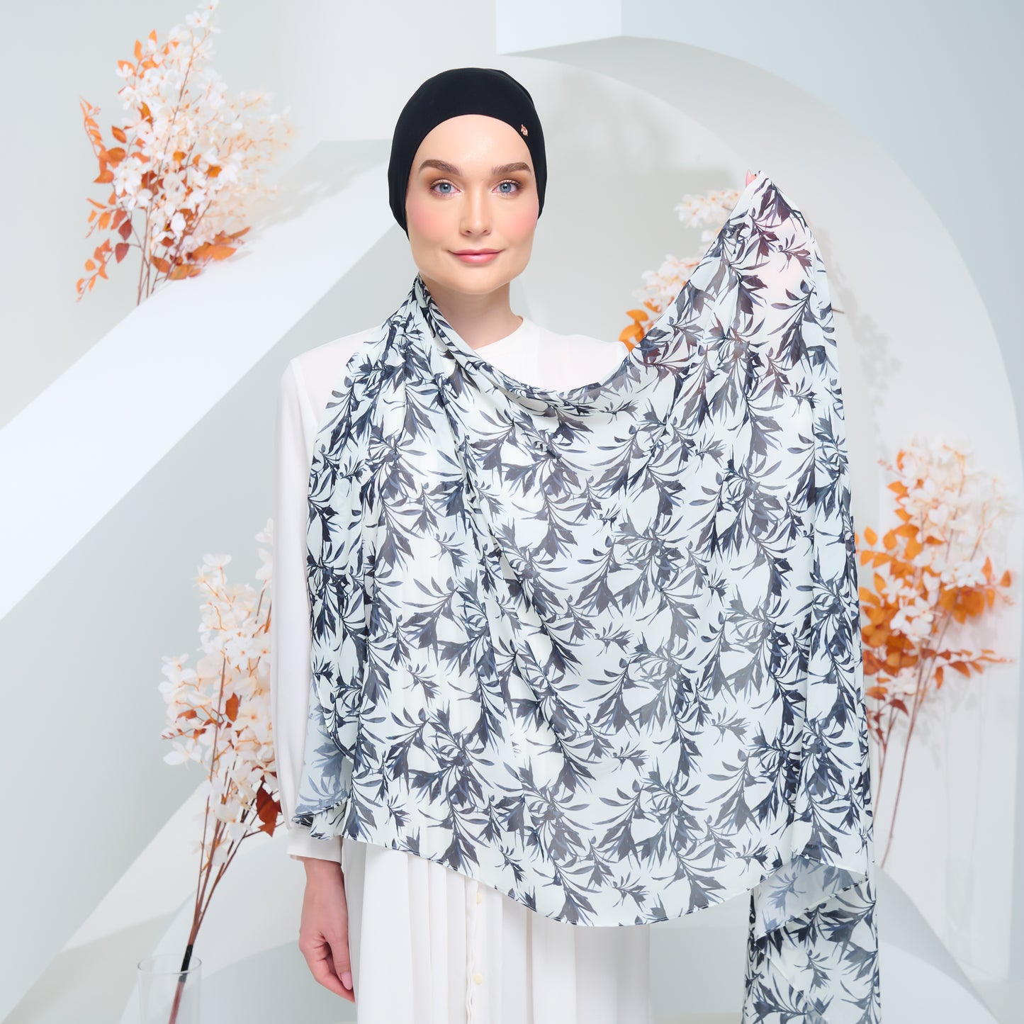 LE Printed Dolce in Zenith Black