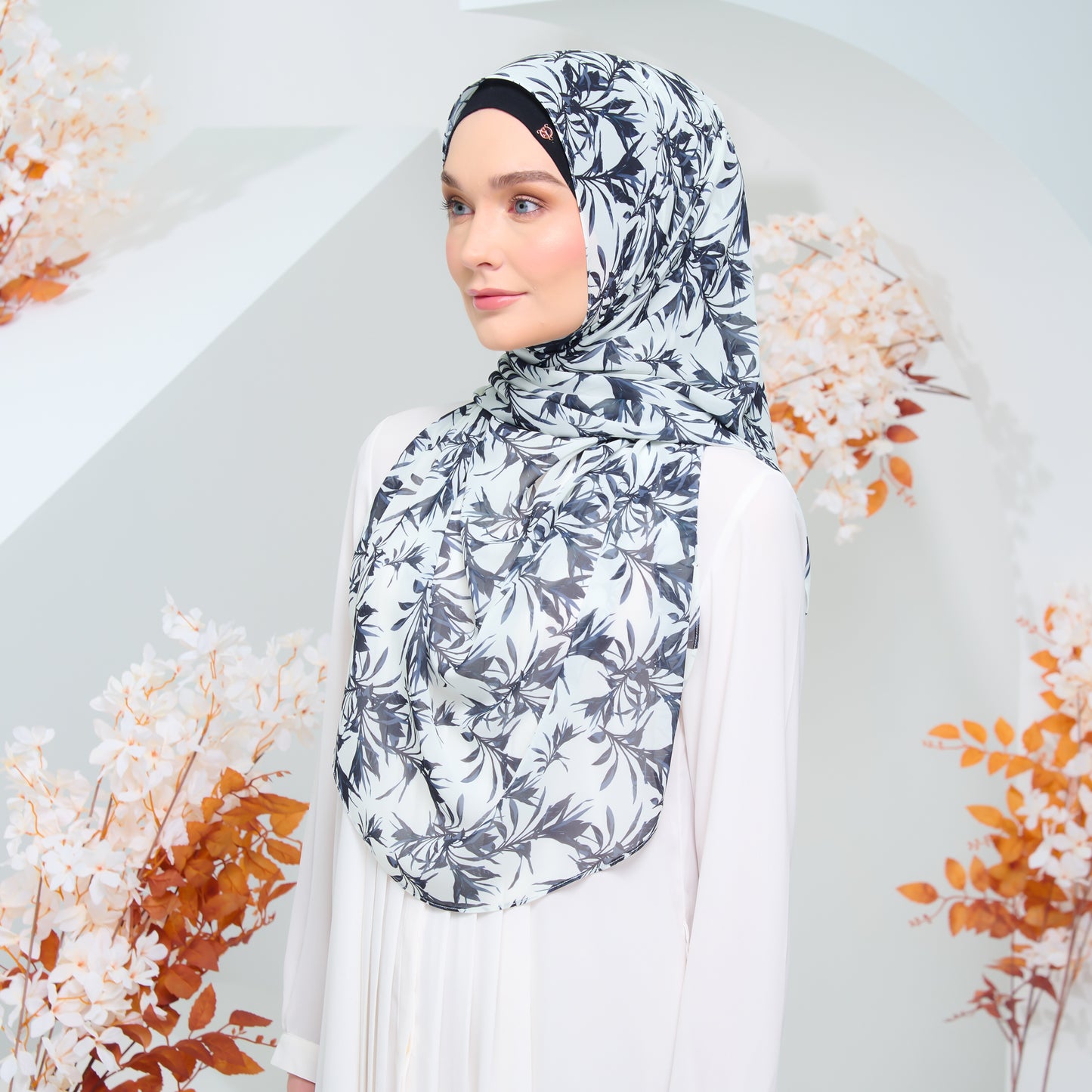 LE Printed Dolce in Zenith Black
