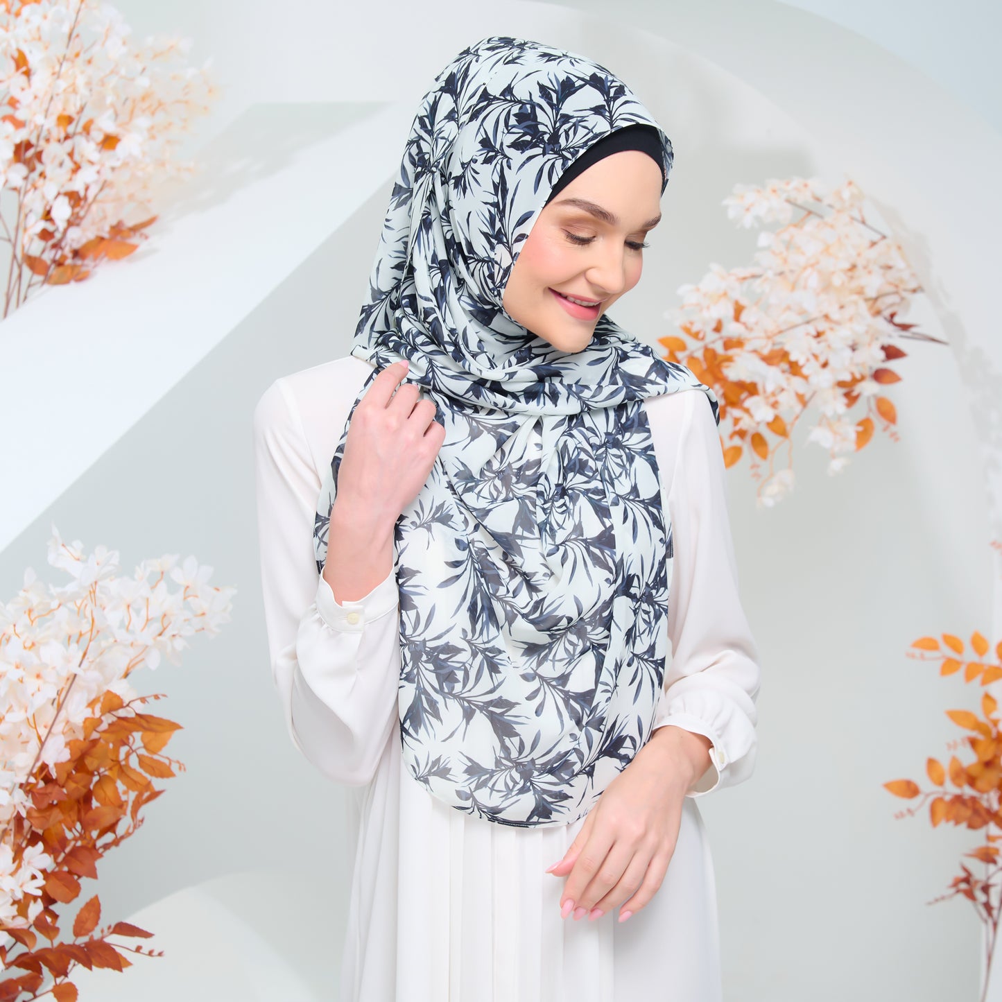 LE Printed Dolce in Zenith Black