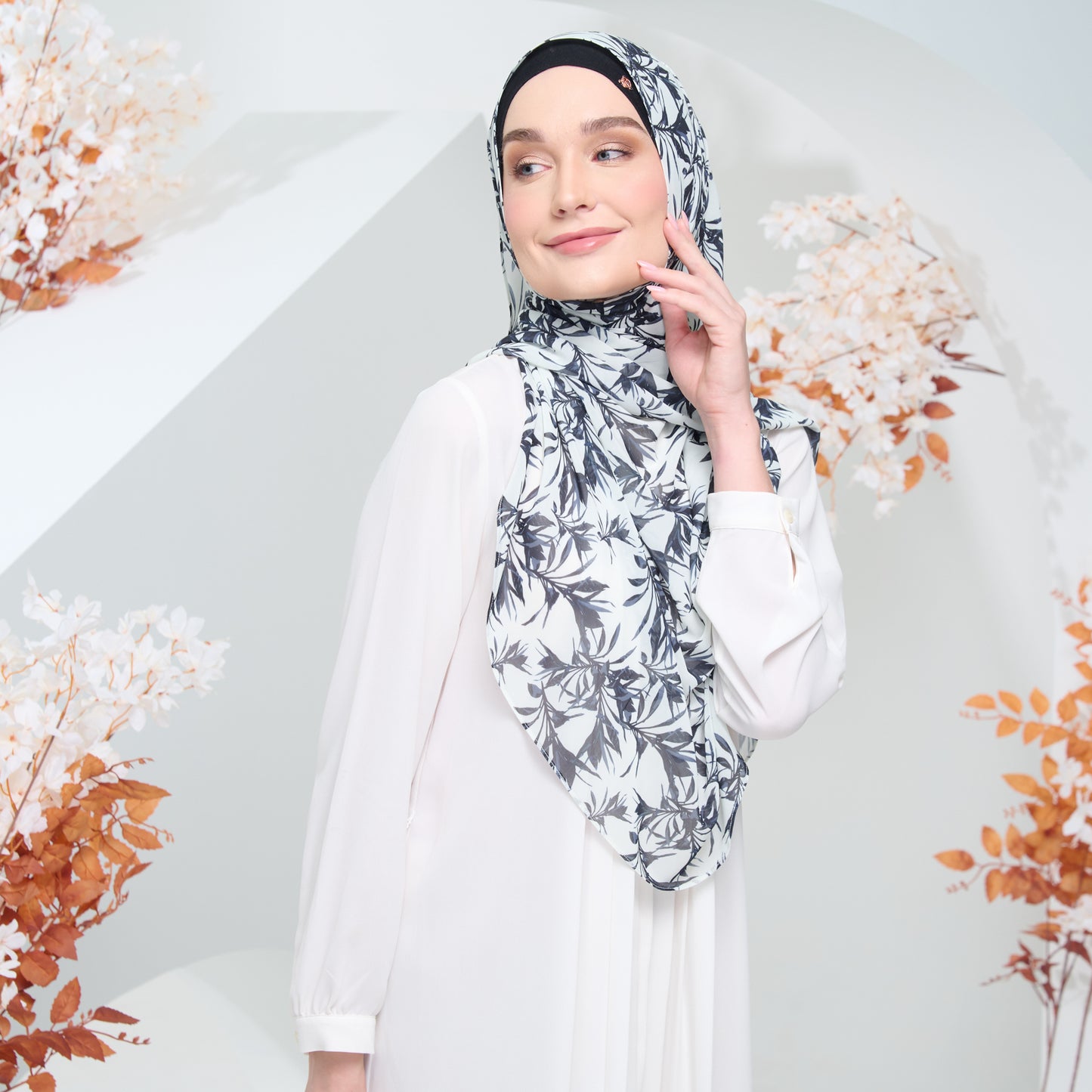 LE Printed Dolce in Zenith Black