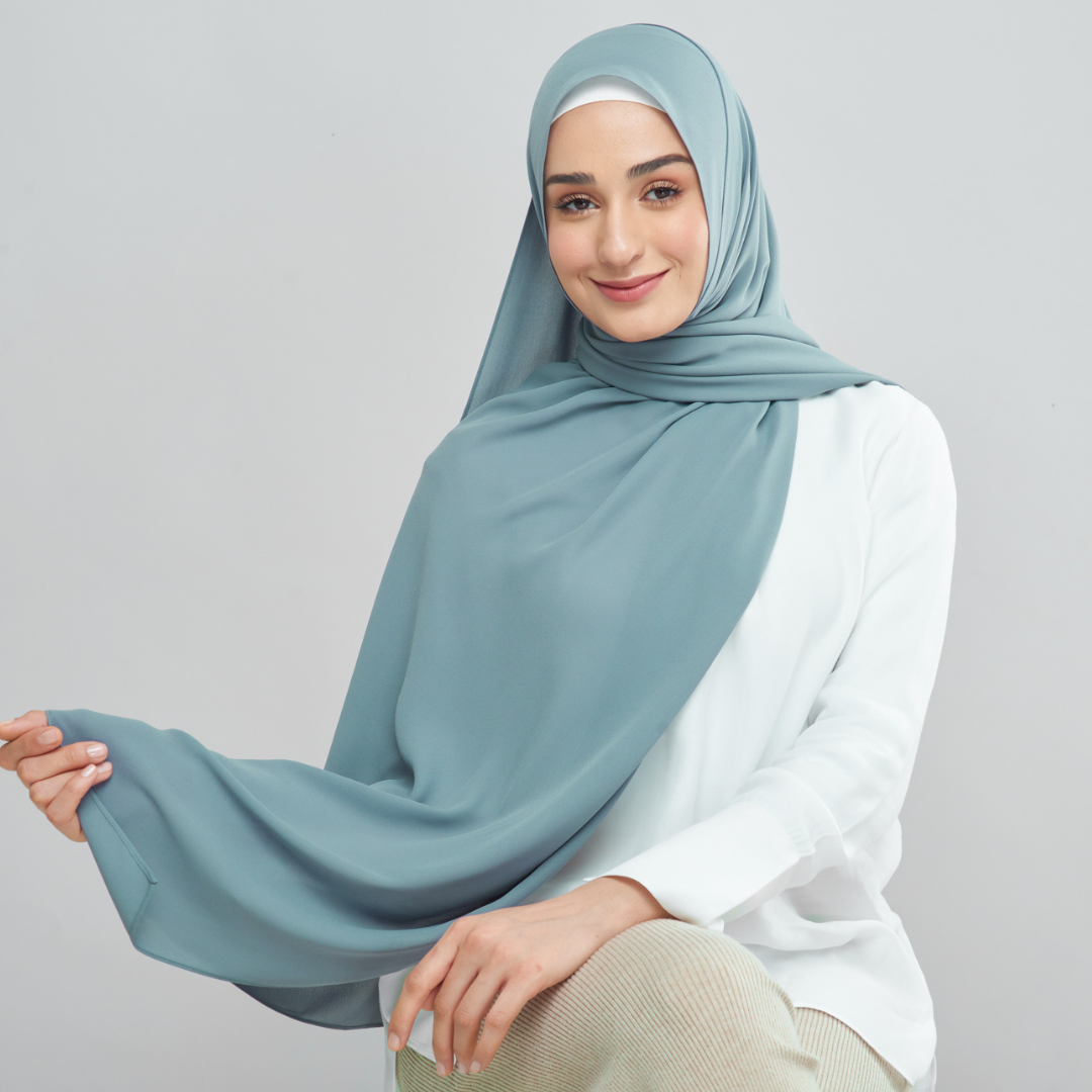Semi-Instant Eleanor in Dusty Blue