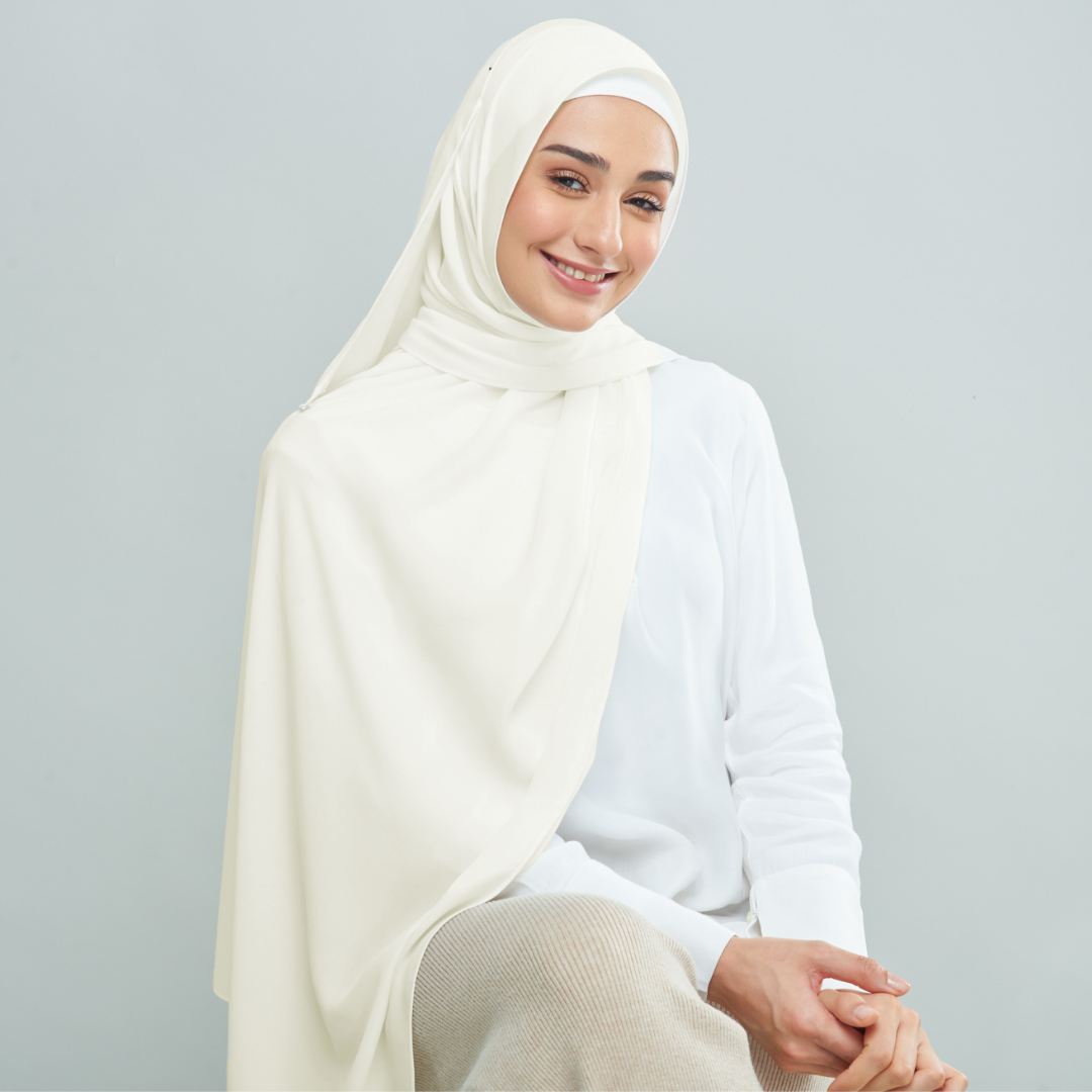 Semi-Instant Eleanor in Eggshell White