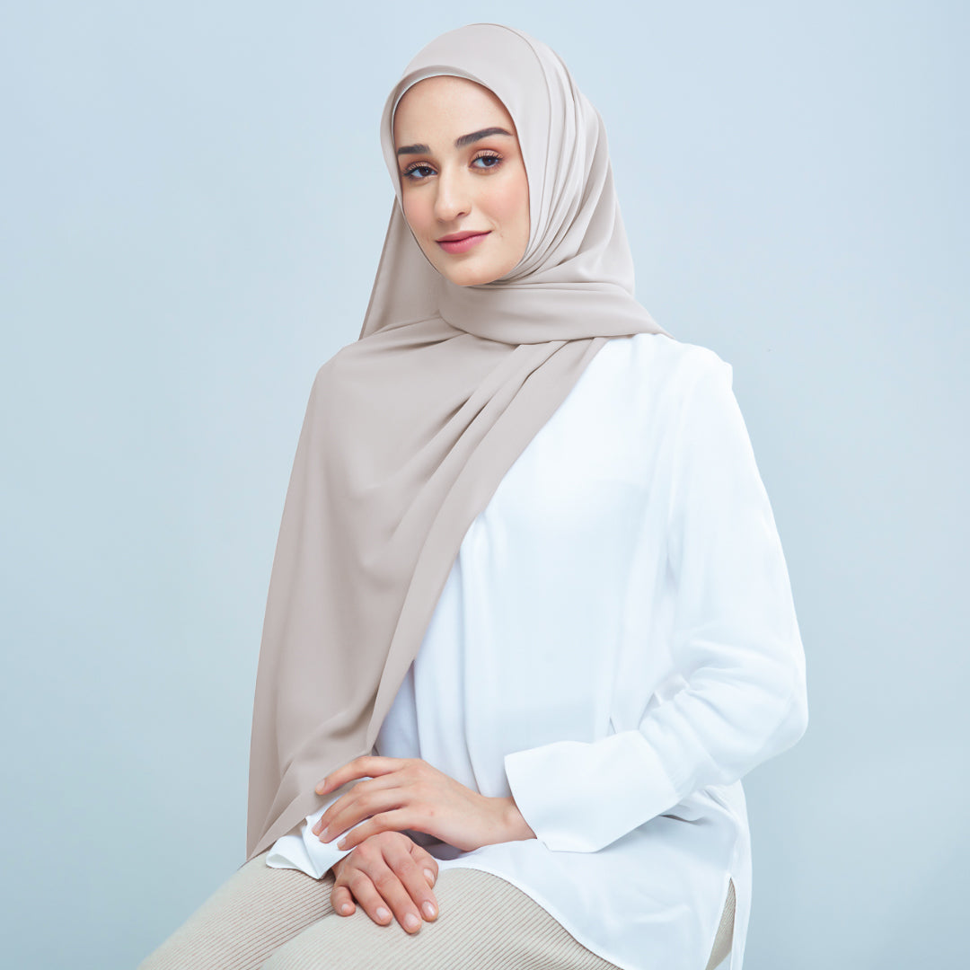 Semi-Instant Eleanor in Light Taupe