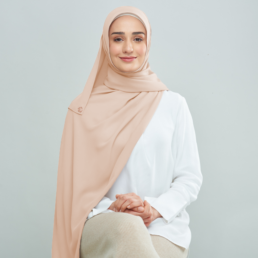 Semi-Instant Eleanor in Warm Nude