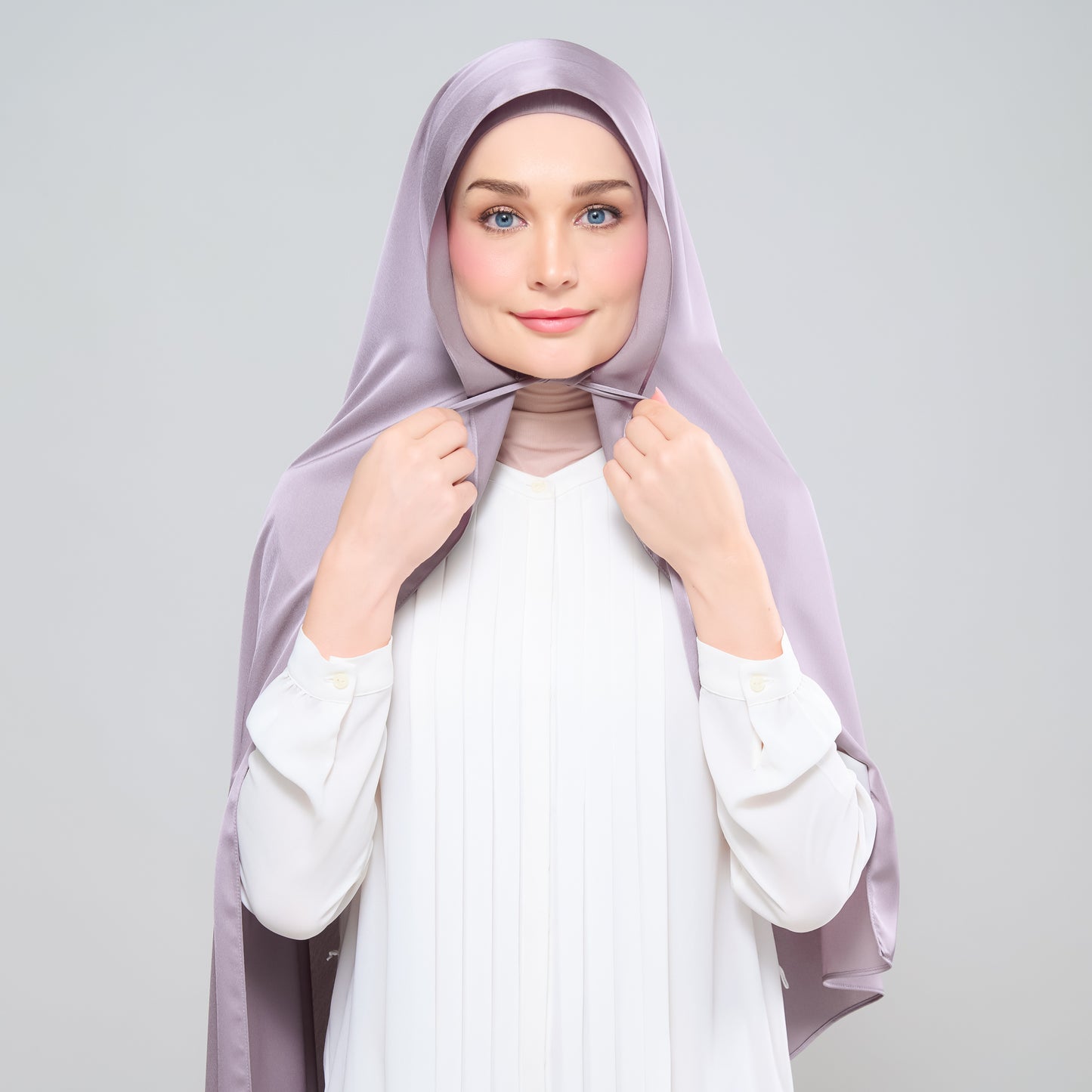 Grace Set in Ash Taupe