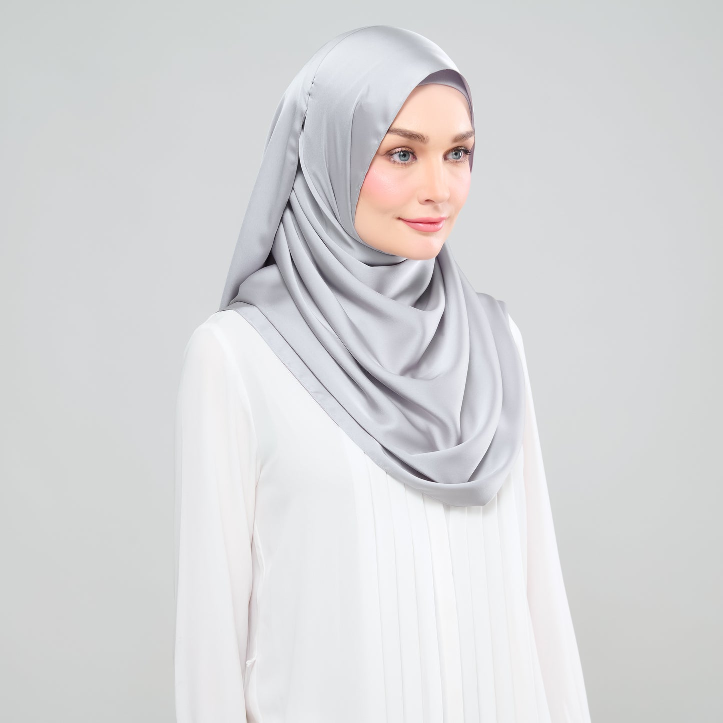 Grace Set in Granite Grey
