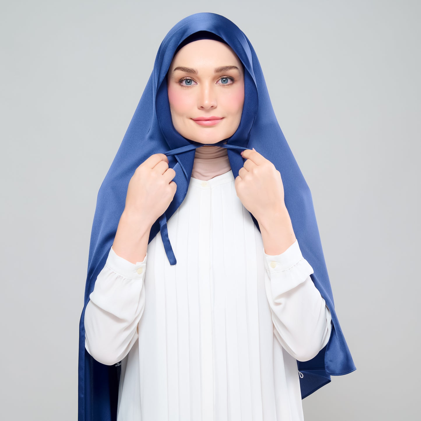 Grace Set in Navy Blue