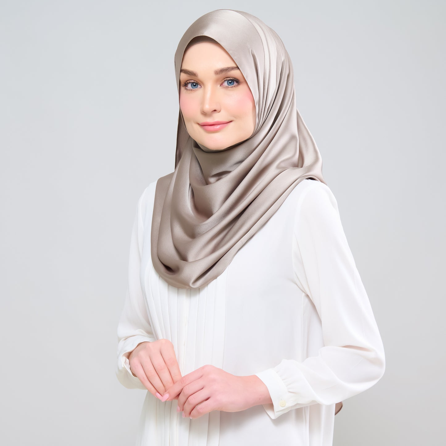 Grace Set in Earth Taupe