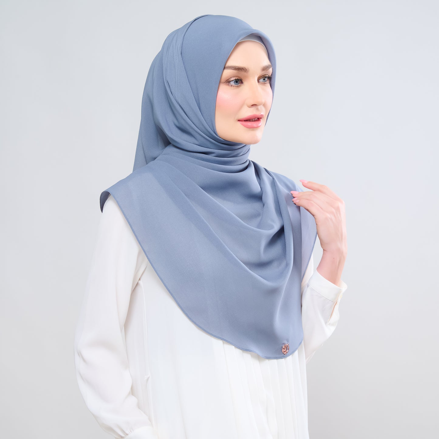 Hayfa Bawal Curve 48 in Dark Grey