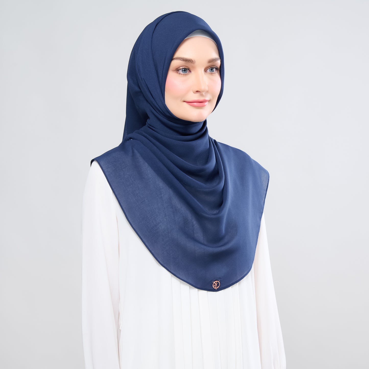 Hayfa Bawal Curve 48 in Navy Blue
