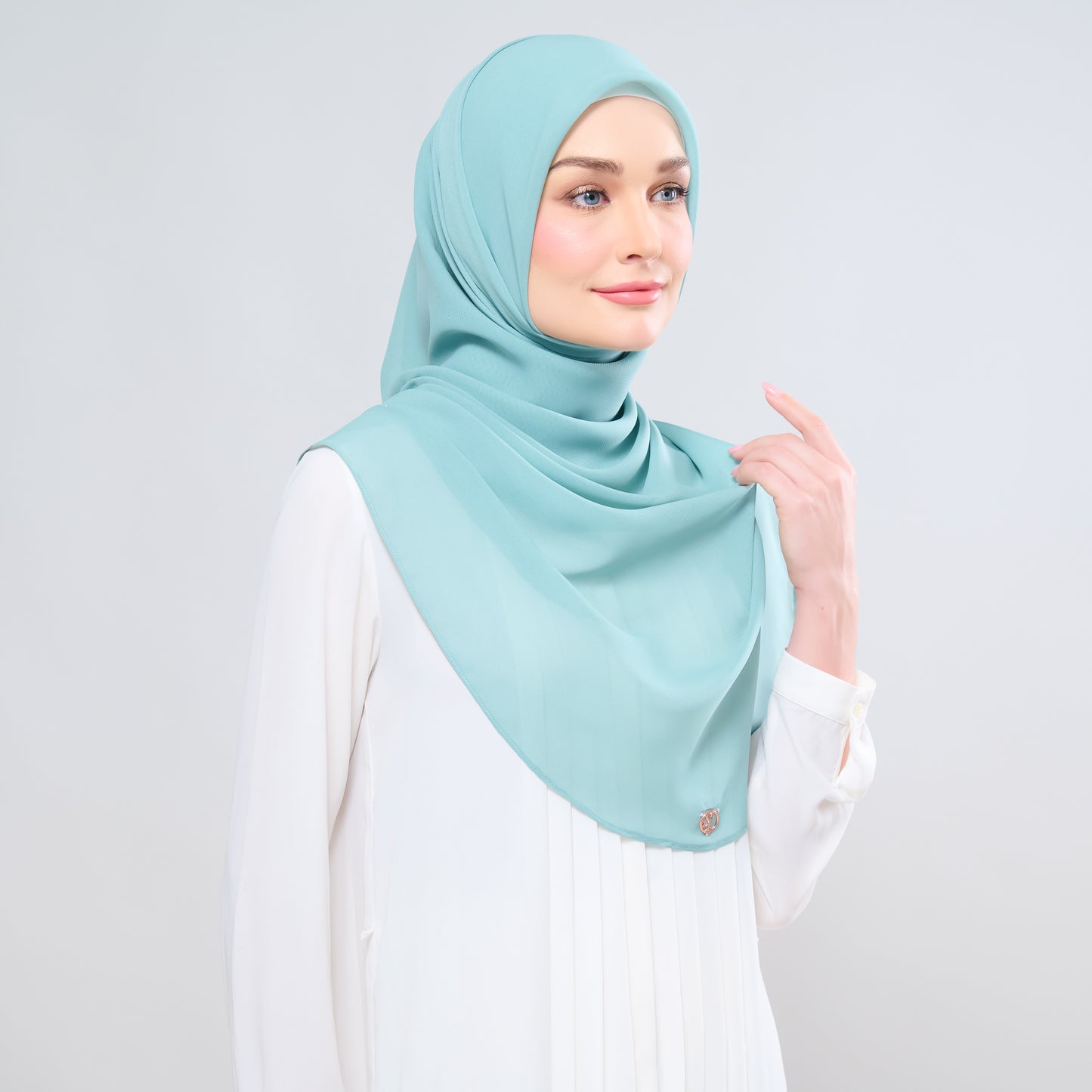 Hayfa Bawal Curve 48 in Turqouise
