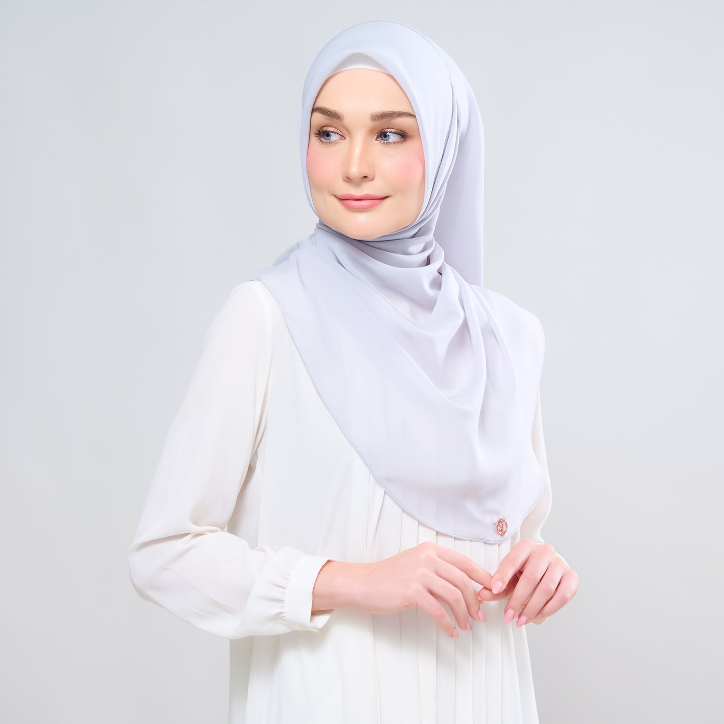 Hayfa Bawal Curve 48 in Light Grey
