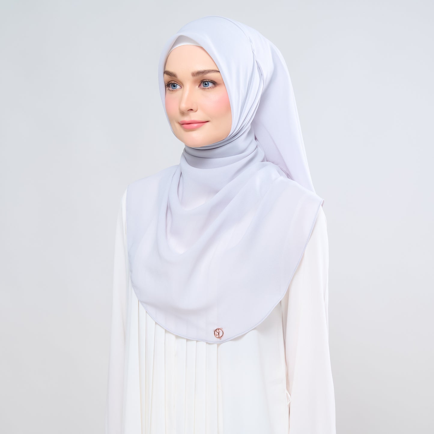 Hayfa Bawal Curve 48 in Light Grey