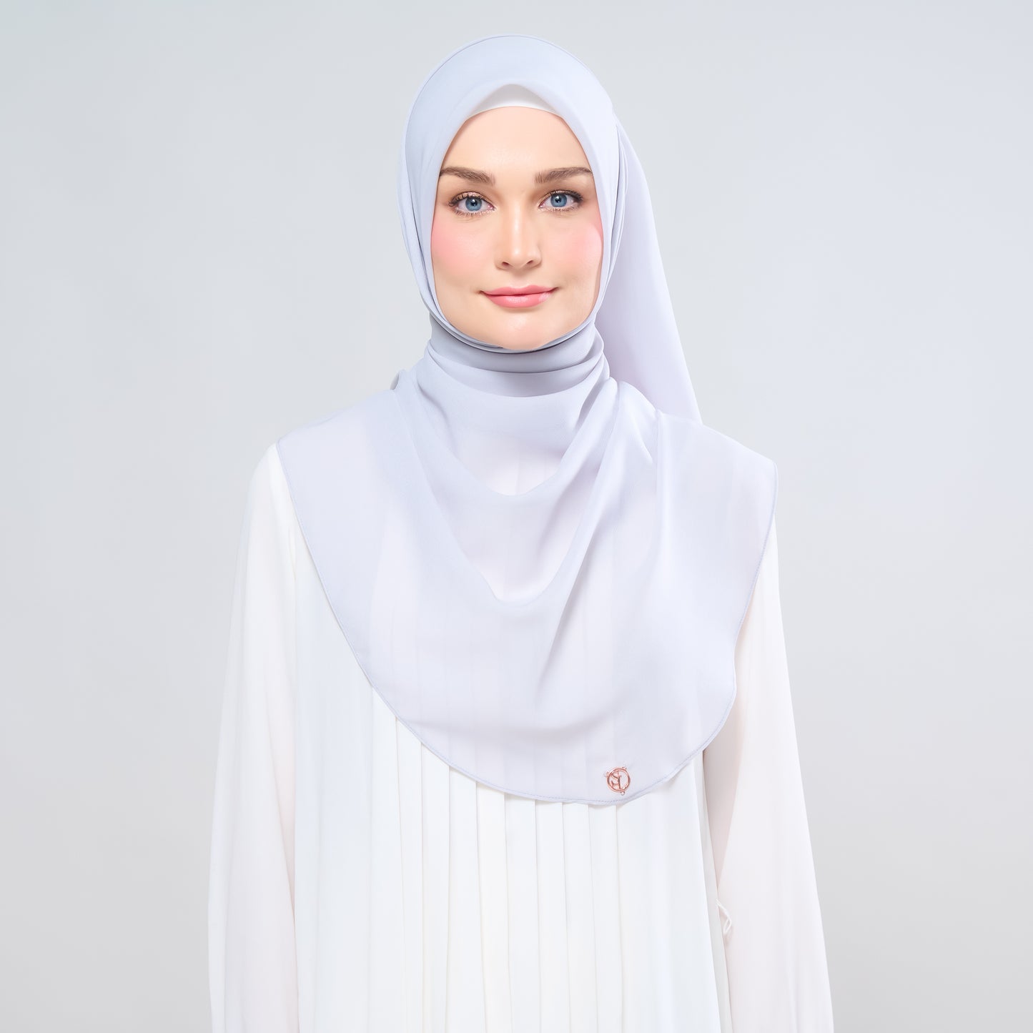Hayfa Bawal Curve 48 in Light Grey