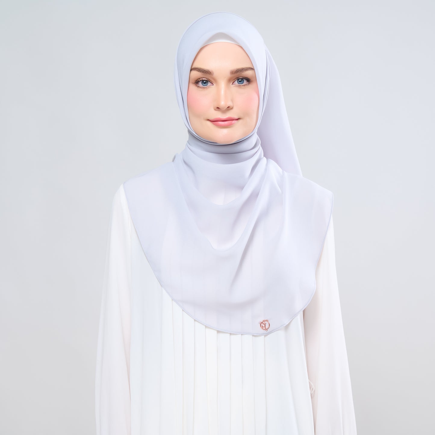 Hayfa Bawal Curve 48 in Light Grey