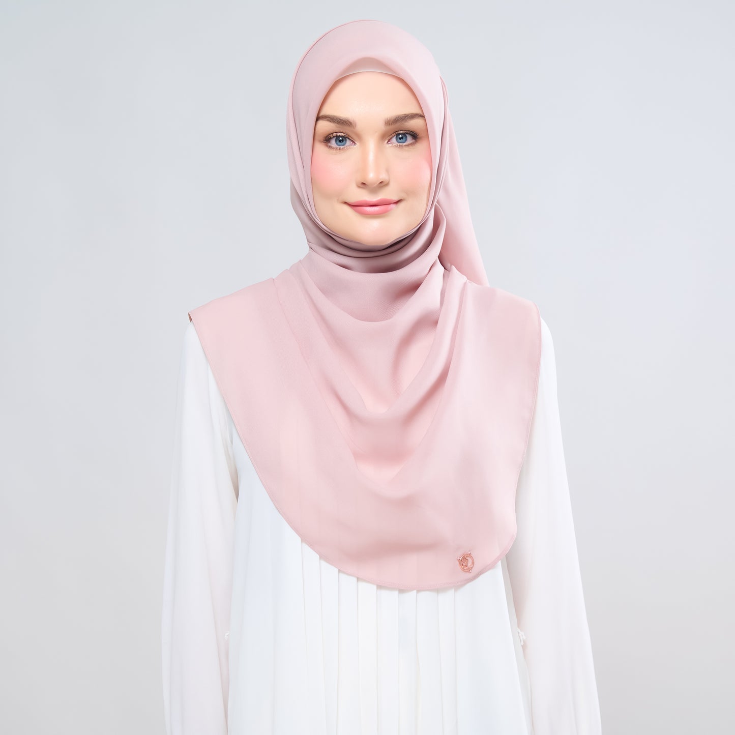 Hayfa Bawal Curve 48 in Dusty Berry