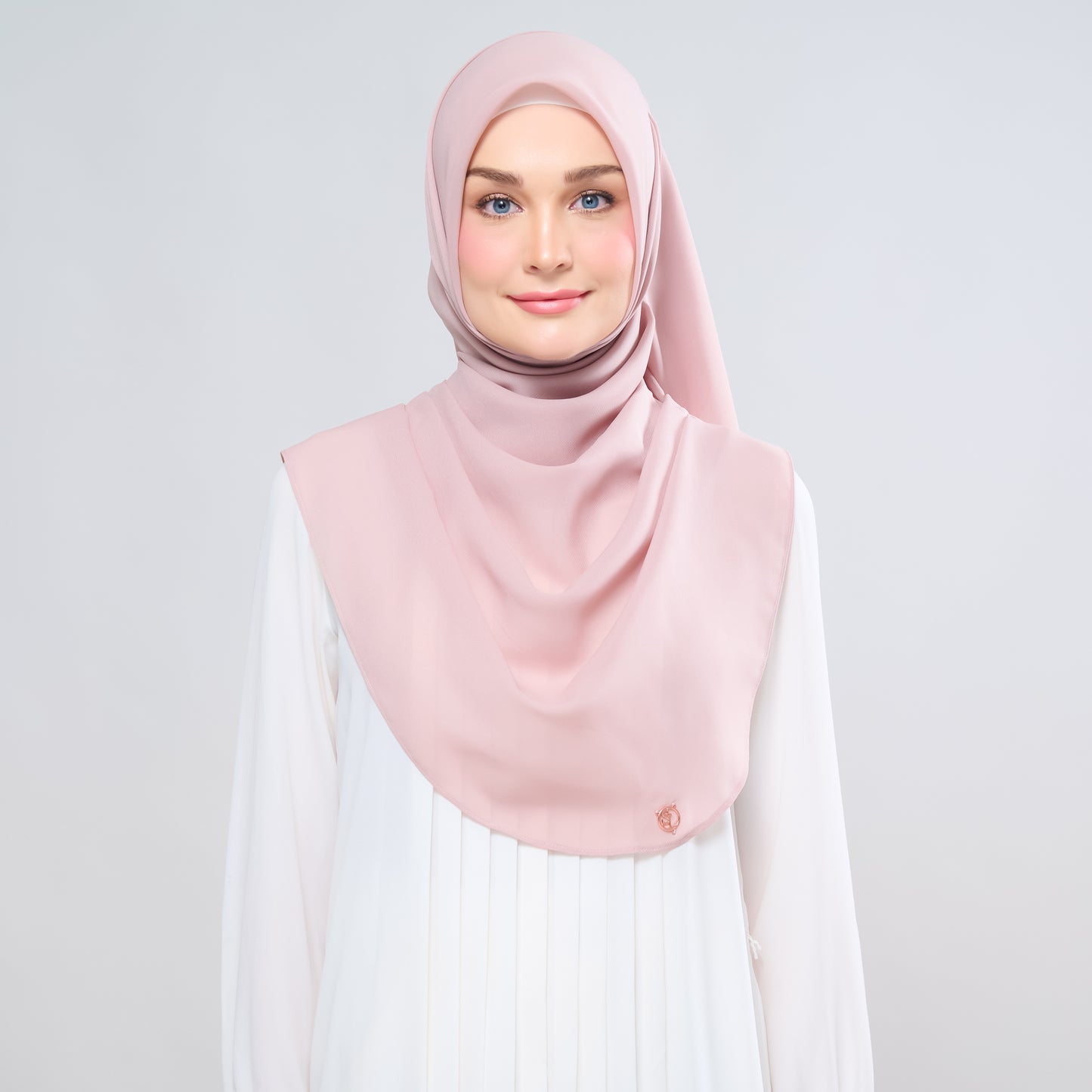 Hayfa Bawal Curve 48 in Dusty Berry