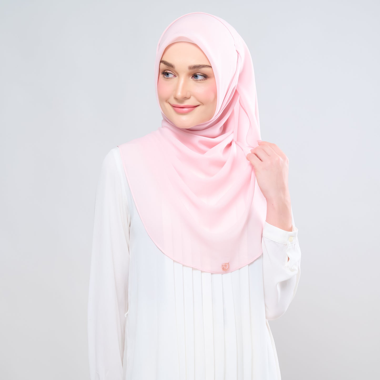 Hayfa Bawal Curve 48 in Light Blush