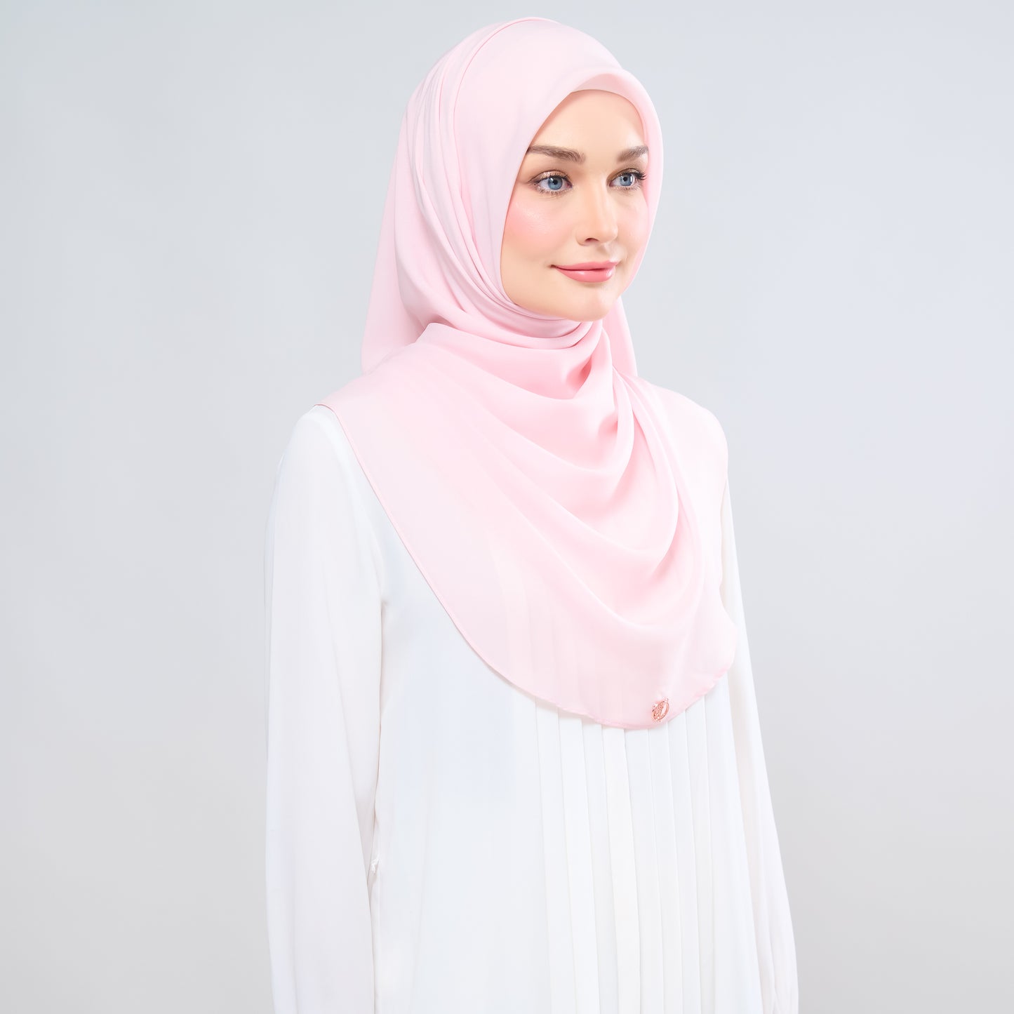 Hayfa Bawal Curve 48 in Light Blush