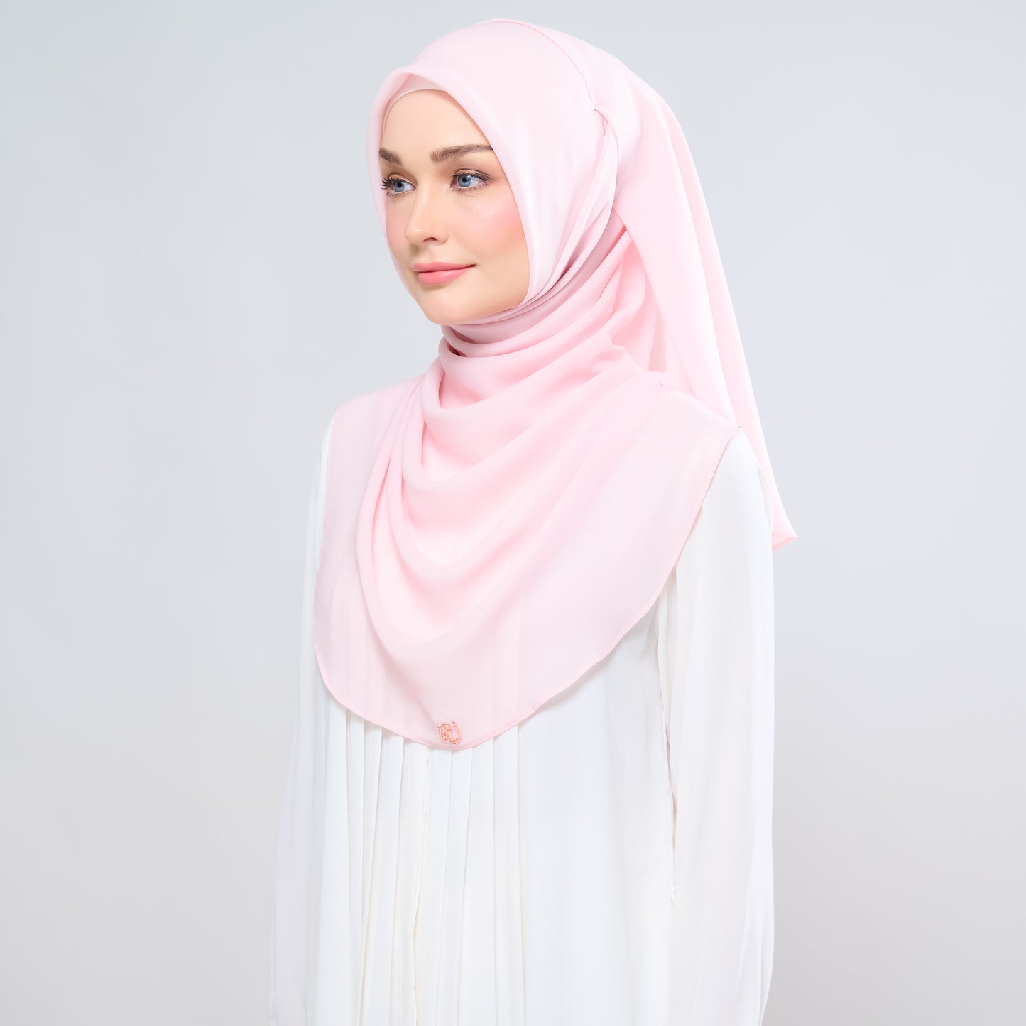 Hayfa Bawal Curve 48 in Light Blush