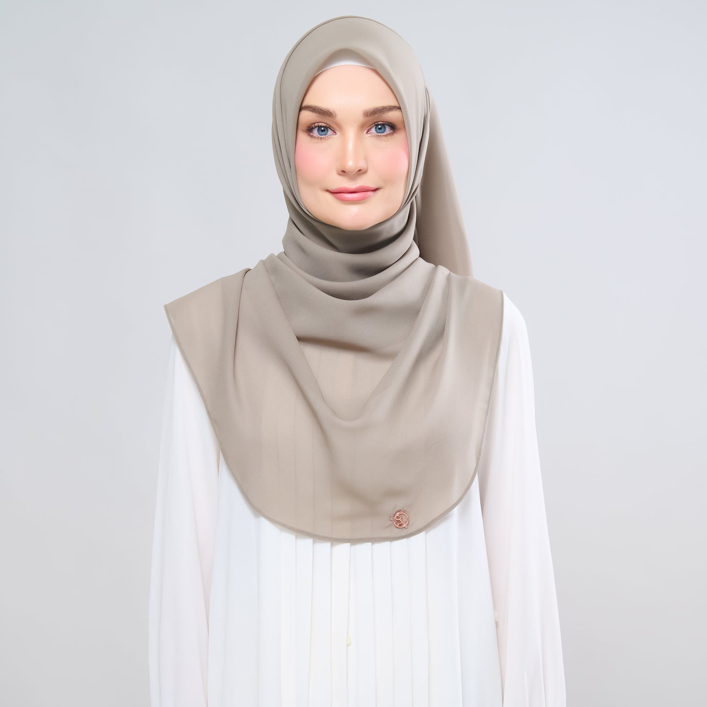 Hayfa Bawal Curve 48 in Taupe